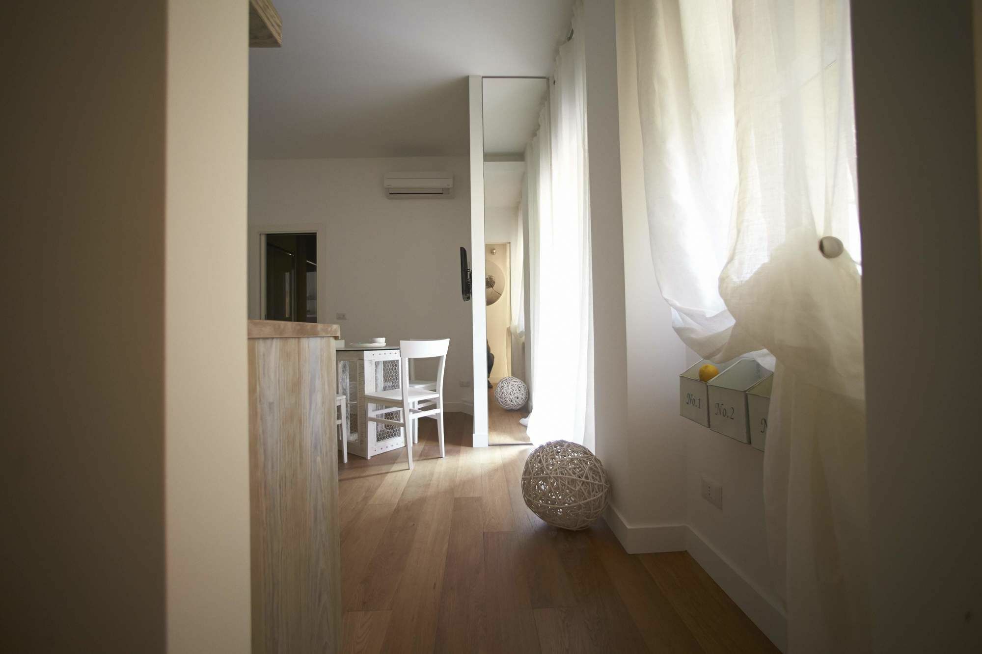 Ferrini Home - Suites Κατάνια Εξωτερικό φωτογραφία